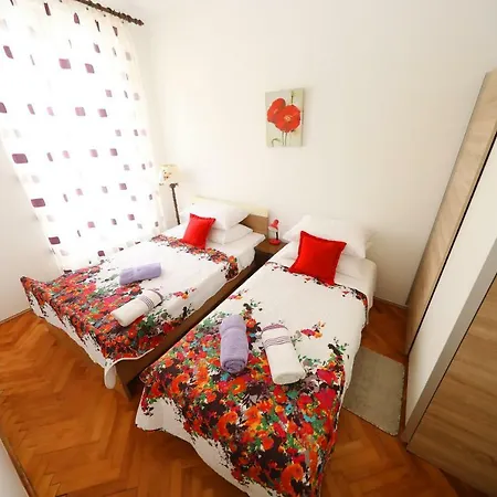 Mara * Zadar